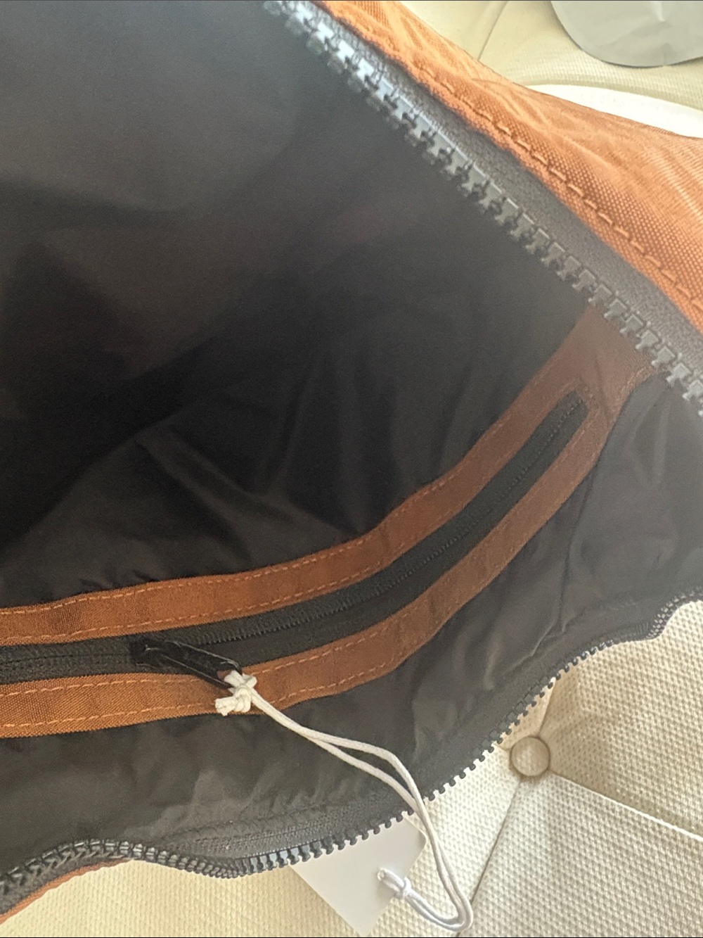 BAGGU Shoulder Bag in Rust - Picture 4 of 5